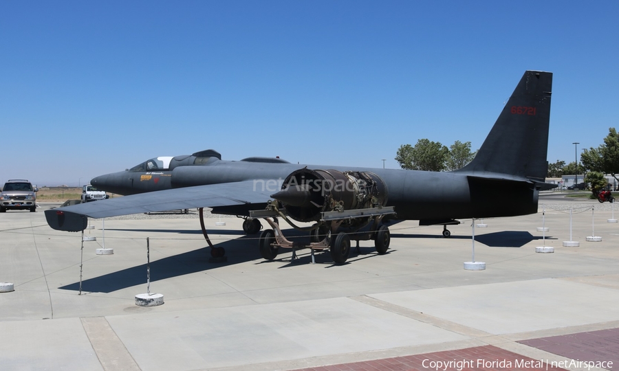 United States Air Force Lockheed U-2D (56-6721) | Photo 431875