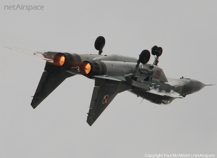 Polish Air Force (Siły Powietrzne) Mikoyan-Gurevich MiG-29A Fulcrum (56) | Photo 17893