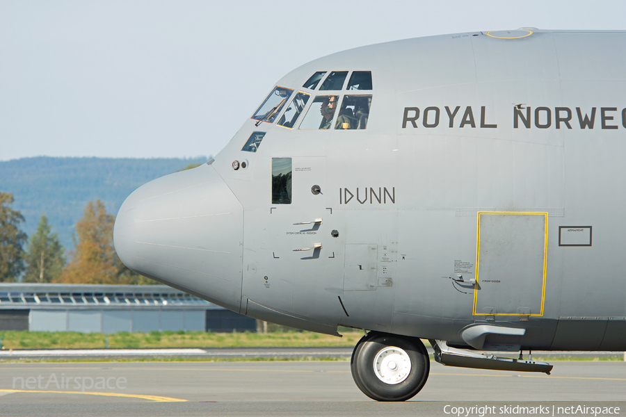 Royal Norwegian Air Force Lockheed Martin C-130J-30 Super Hercules (5607) | Photo 85467