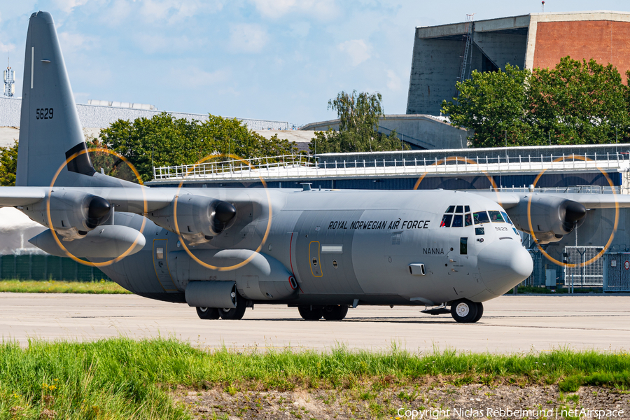 Royal Norwegian Air Force Lockheed Martin C-130J-30 Super Hercules (5629) | Photo 585507