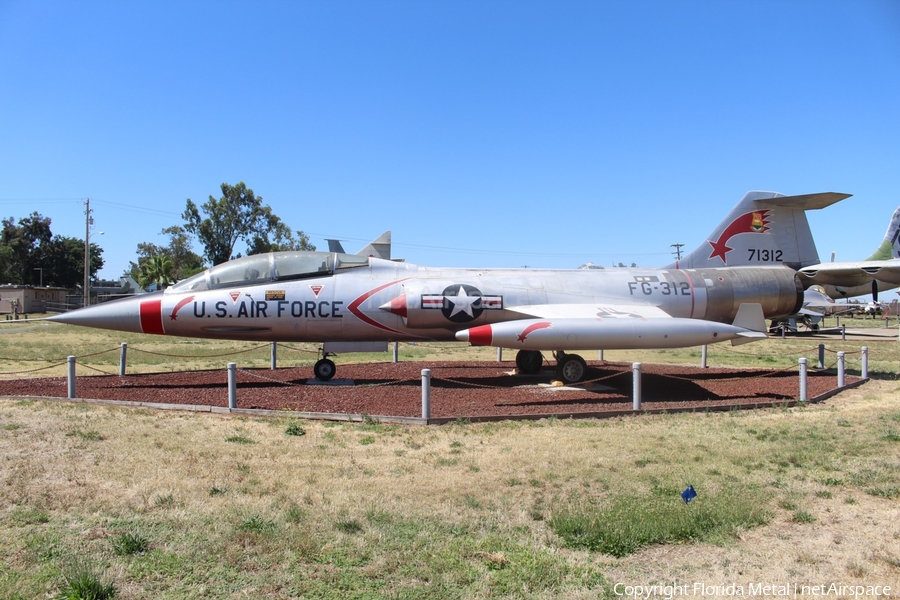 United States Air Force Lockheed F-104D Starfighter (57-1330) | Photo 306310