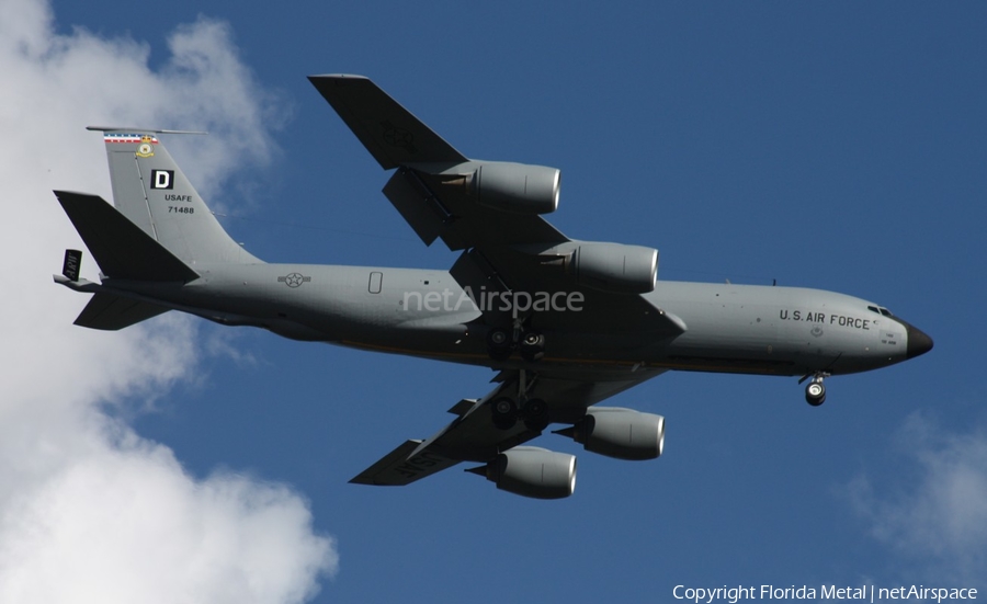 United States Air Force Boeing KC-135R Stratotanker (57-1488) | Photo 455978