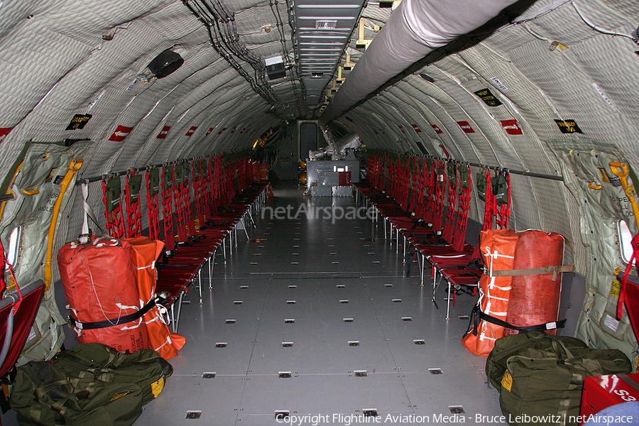 United States Air Force Boeing KC-135R Stratotanker (57-1512) | Photo 163860