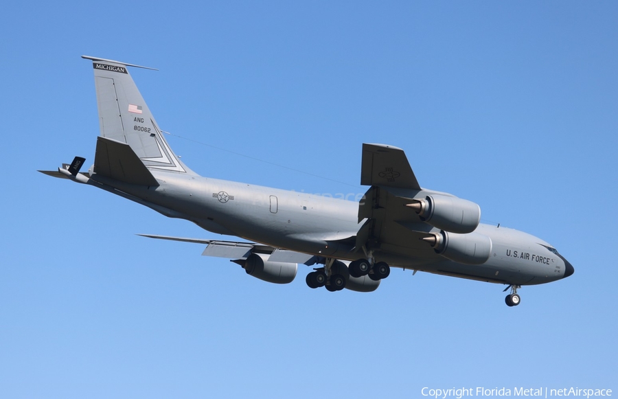 United States Air Force Boeing KC-135T Stratotanker (58-0062) | Photo 431892