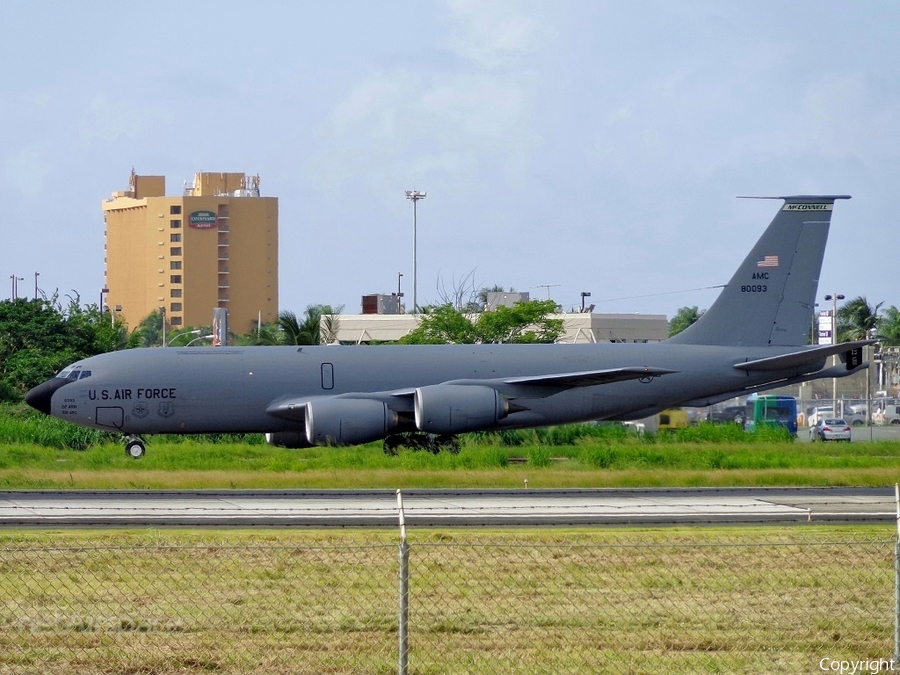 United States Air Force Boeing KC-135R Stratotanker (58-0093) | Photo 414374