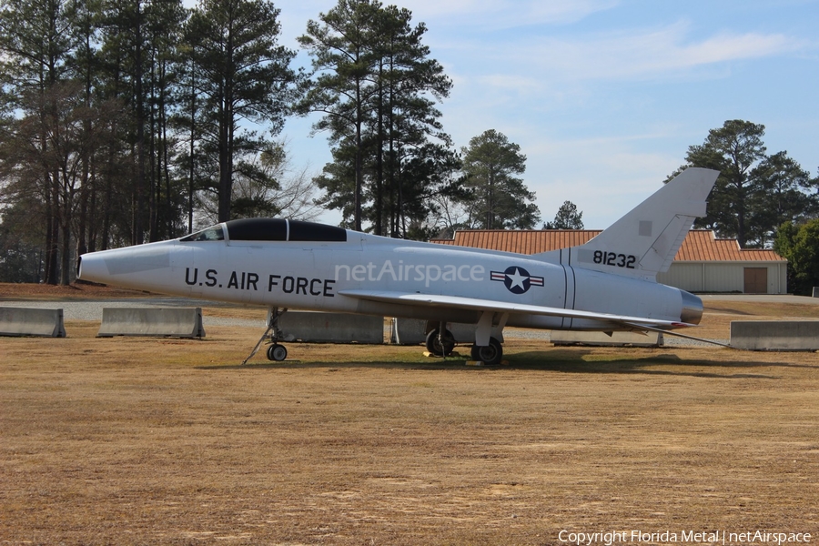 United States Air Force North American F-100F Super Sabre (58-1232) | Photo 301604