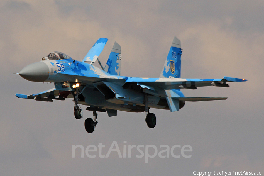 Ukrainian Air Force Sukhoi Su-27P1M Flanker B (58 BLUE) | Photo 254657