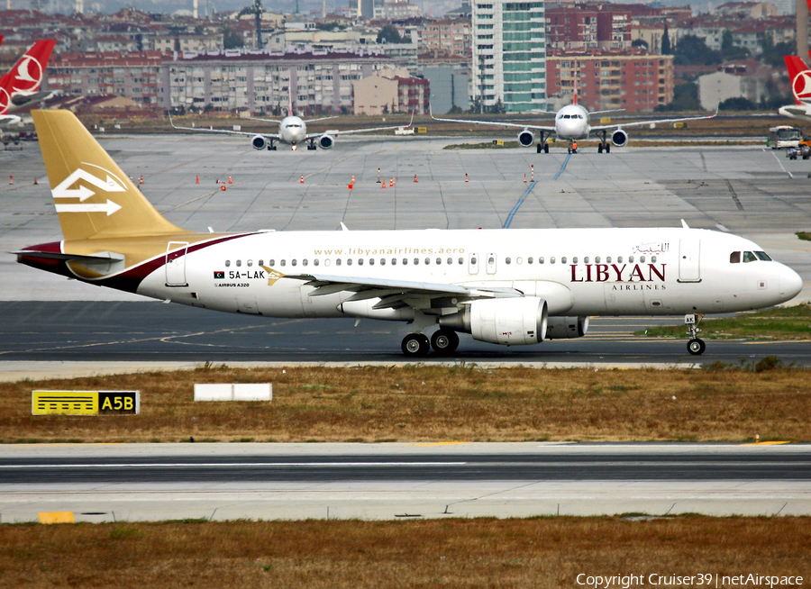 Libyan Arab Airlines Airbus A320-214 (5A-LAK) | Photo 194550