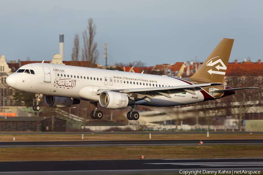 Libyan Airlines Airbus A320-214 (5A-LAP) | Photo 368310