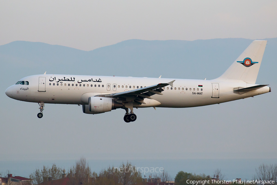 Ghadames Air Transport Airbus A320-211 (5A-WAT) | Photo 102901