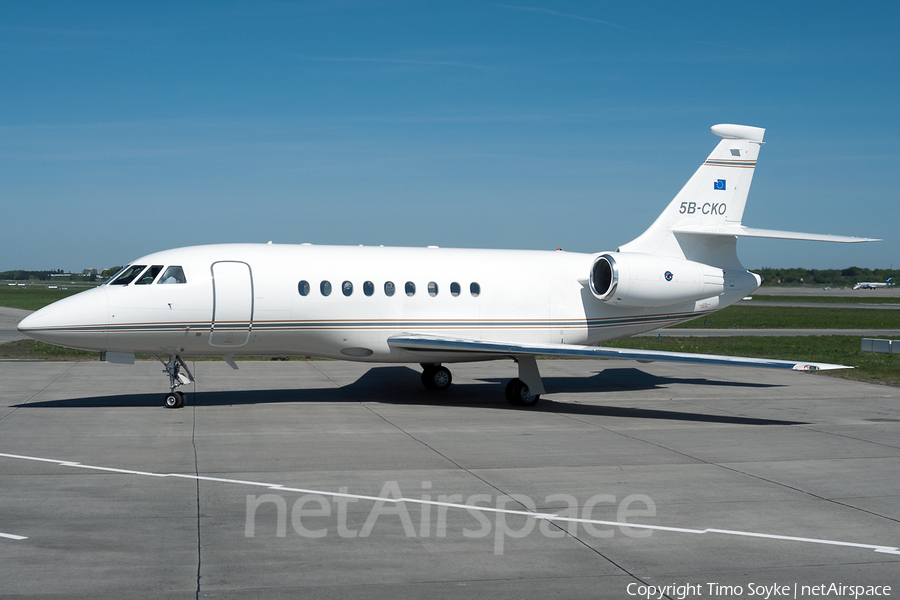 (Private) Dassault Falcon 2000EX (5B-CKO) | Photo 57659