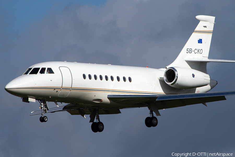 (Private) Dassault Falcon 2000EX (5B-CKO) | Photo 516624