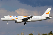 Tus Airways Airbus A320-214 (5B-DDO) at  Rome - Fiumicino (Leonardo DaVinci), Italy