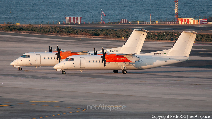 Aero Contractors de Havilland Canada DHC-8-315Q (5N-BIB) | Photo 454304