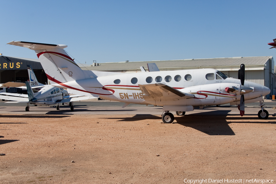 (Private) Beech King Air 200 (5N-IHS) | Photo 429162