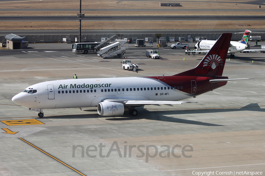 Air Madagascar Boeing 737-3Q8 (5R-MFI) | Photo 8678