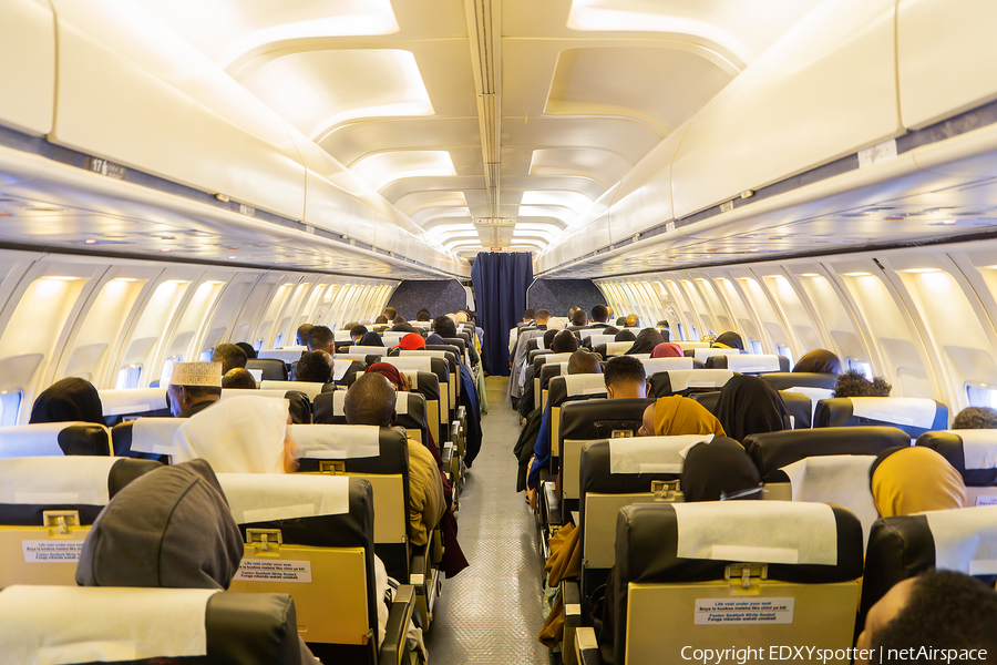 Halla Airlines Boeing 737-201(Adv) (5Y-CJQ) | Photo 498118