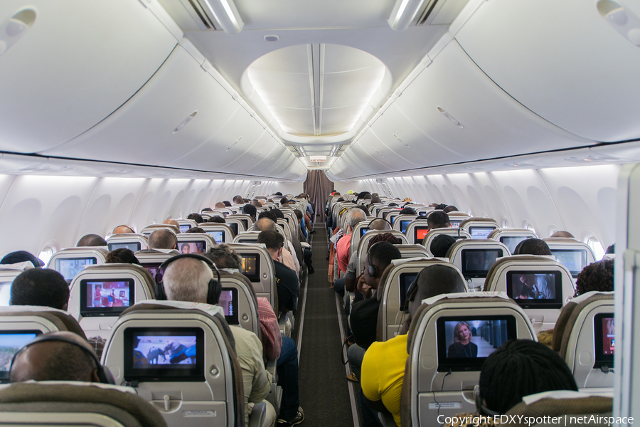 Kenya Airways Boeing 737-86N (5Y-CYC) | Photo 343169