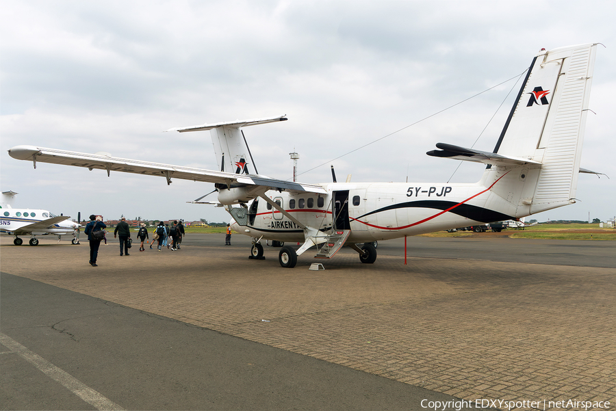 Airkenya Express de Havilland Canada DHC-6-300 Twin Otter (5Y-PJP) | Photo 580562