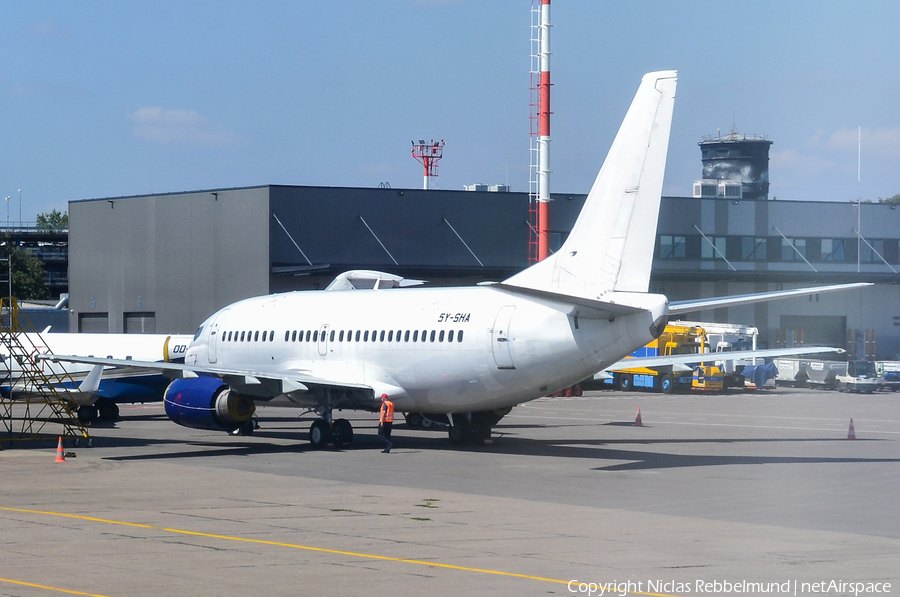 Aushaan Air Boeing 737-529 (5Y-SHA) | Photo 258790