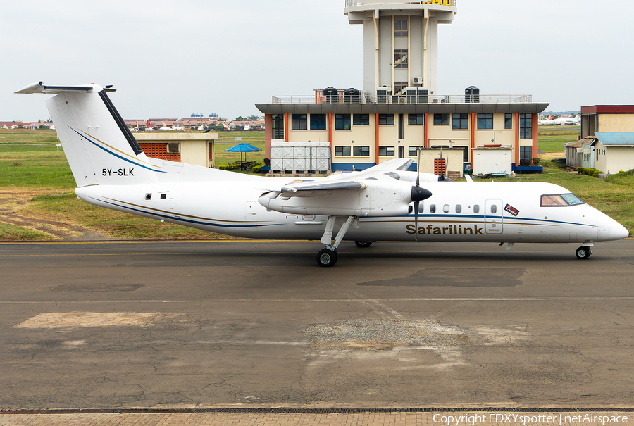 SafariLink de Havilland Canada DHC-8-315Q (5Y-SLK) | Photo 580559