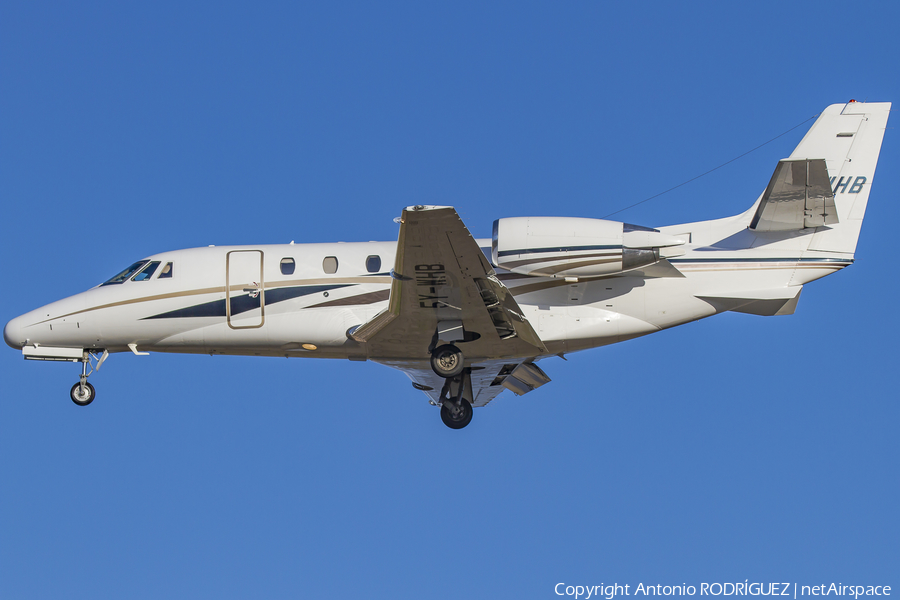 (Private) Cessna 560XL Citation Excel (5Y-WHB) | Photo 145915