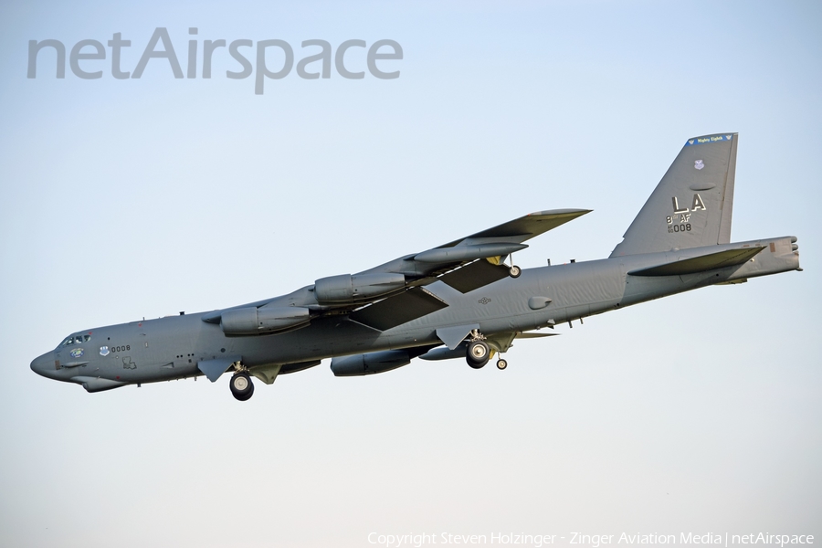 United States Air Force Boeing B-52H Stratofortress (60-0008) | Photo 204479