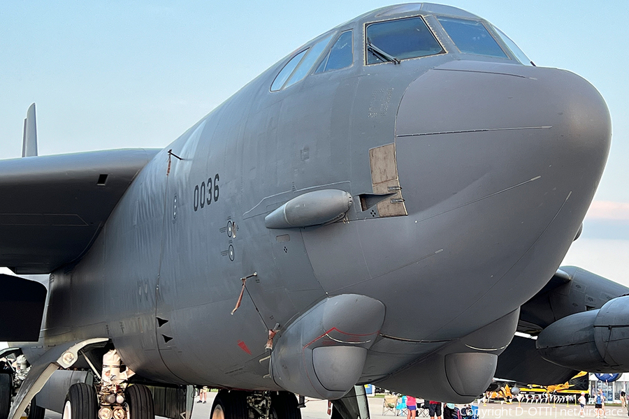 United States Air Force Boeing B-52H Stratofortress (60-0036) | Photo 653697