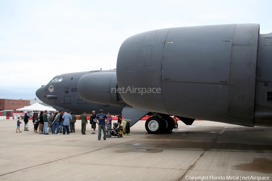 United States Air Force Boeing B-52H Stratofortress (60-0056) | Photo 456280