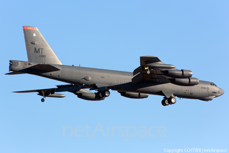 United States Air Force Boeing B-52H Stratofortress (60-0060) | Photo 69274