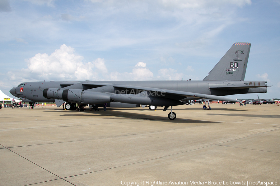 United States Air Force Boeing B-52H Stratofortress (60-0061) | Photo 80333