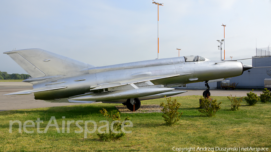 East German Air Force Mikoyan-Gurevich MiG-21M Fishbed-J (602) | Photo 306488