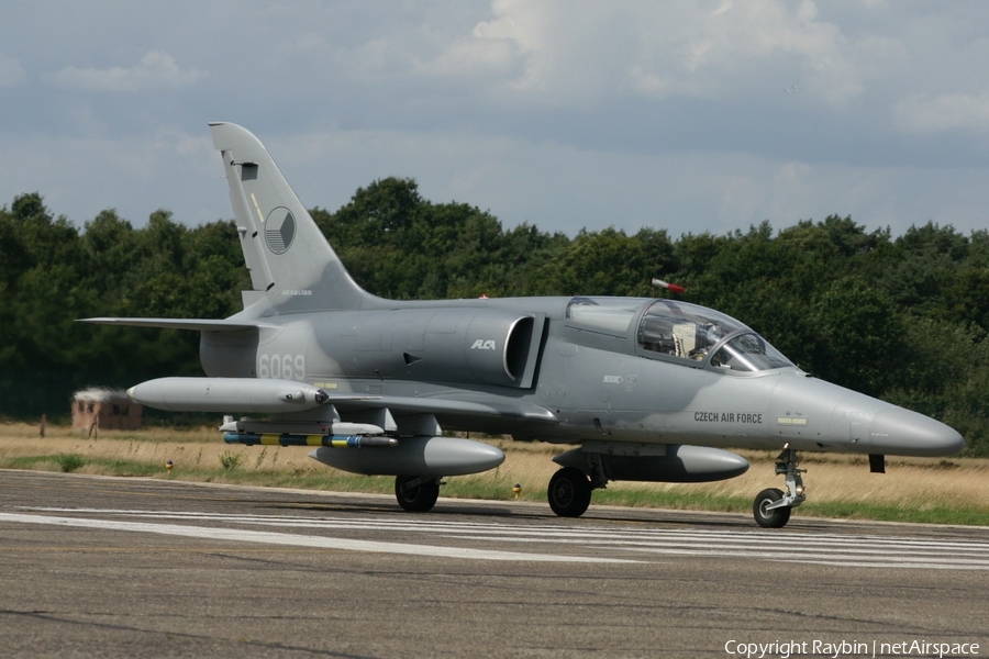 Czech Air Force Aero Vodochody L-159T1 Alca (6069) | Photo 553037