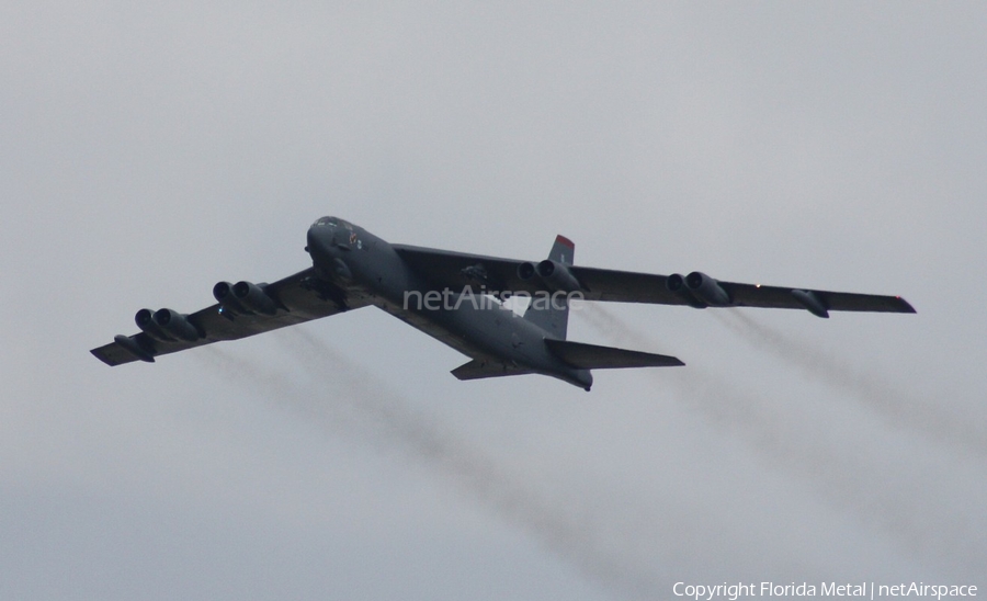 United States Air Force Boeing B-52H Stratofortress (61-0002) | Photo 456534