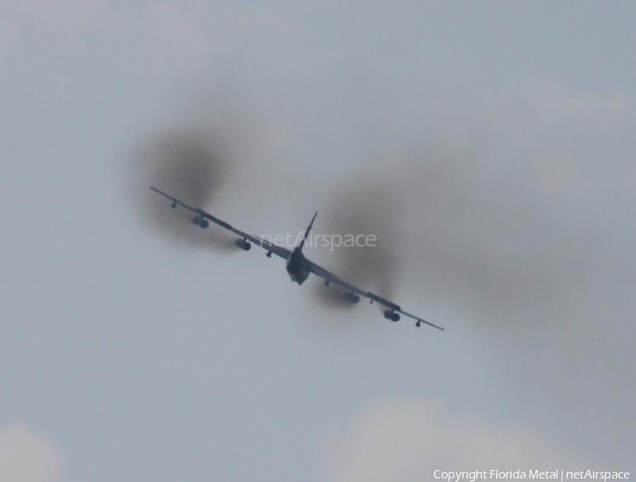 United States Air Force Boeing B-52H Stratofortress (61-0002) | Photo 456535