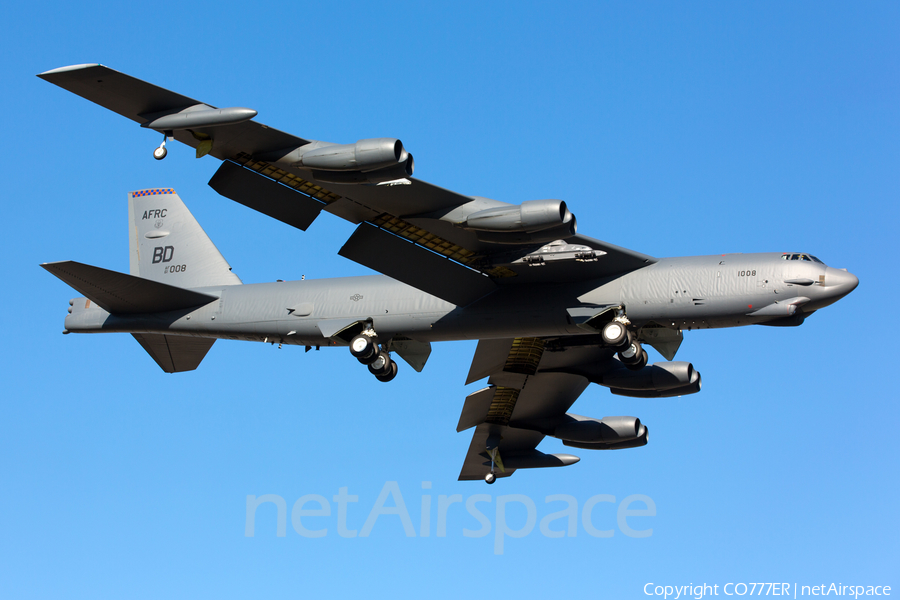 United States Air Force Boeing B-52H Stratofortress (61-0008) | Photo 61502