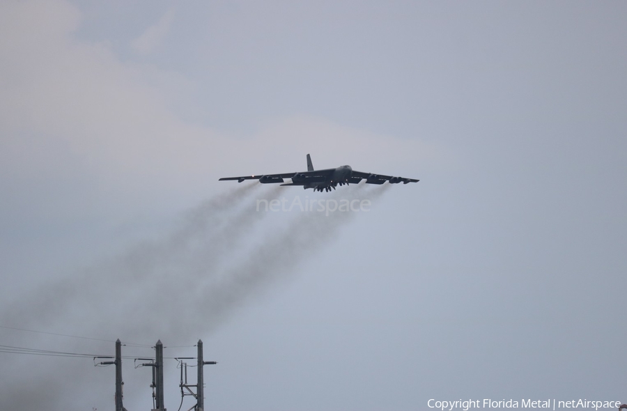 United States Air Force Boeing B-52H Stratofortress (61-0011) | Photo 456540