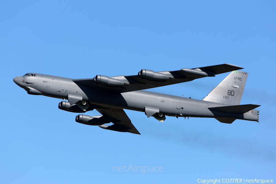 United States Air Force Boeing B-52H Stratofortress (61-0017) | Photo 32693