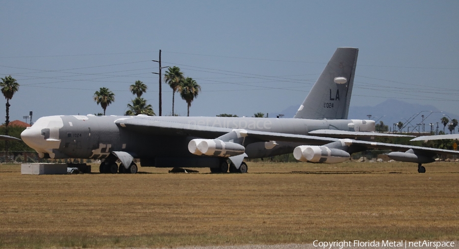 United States Air Force Boeing B-52H Stratofortress (61-0024) | Photo 456550