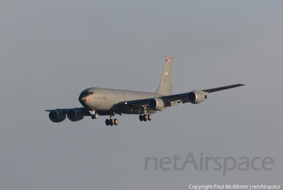 United States Air Force Boeing KC-135R Stratotanker (61-0300) | Photo 386658