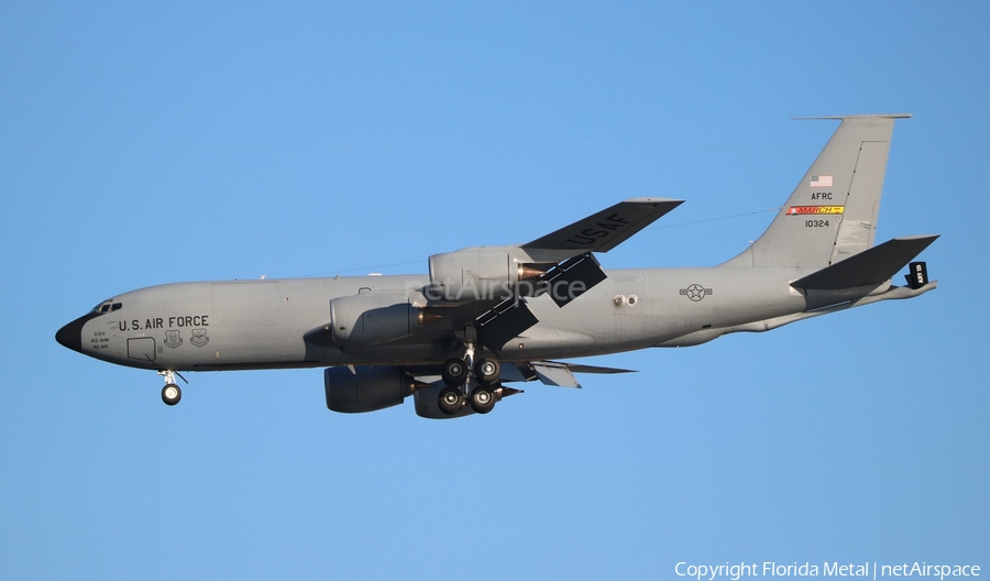United States Air Force Boeing KC-135R Stratotanker (61-0324) | Photo 370029