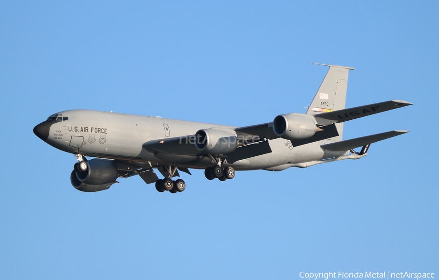 United States Air Force Boeing KC-135R Stratotanker (61-0324) | Photo 432009