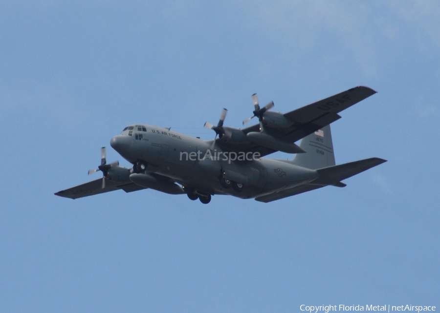 United States Air Force Lockheed C-130E Hercules (61-2358) | Photo 456664