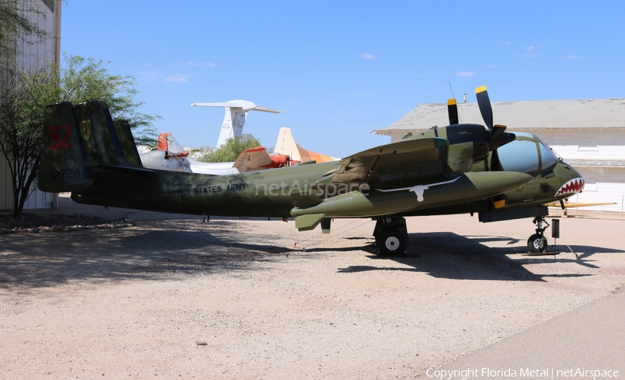 United States Army Grumman OV-1C Mohawk (61-02724) | Photo 306759