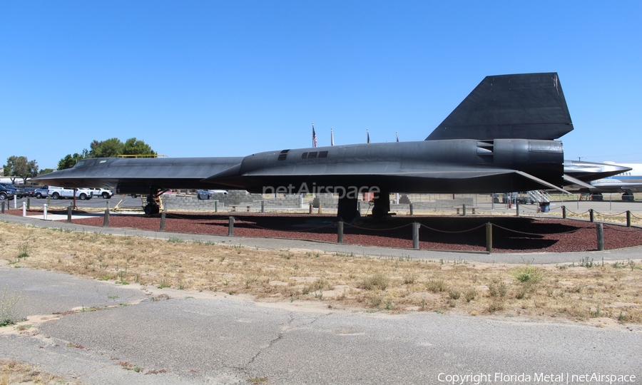 United States Air Force Lockheed SR-71A Blackbird (61-7960) | Photo 432015