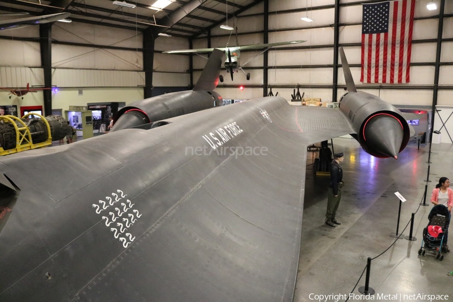 United States Air Force Lockheed SR-71A Blackbird (61-7975) | Photo 456693