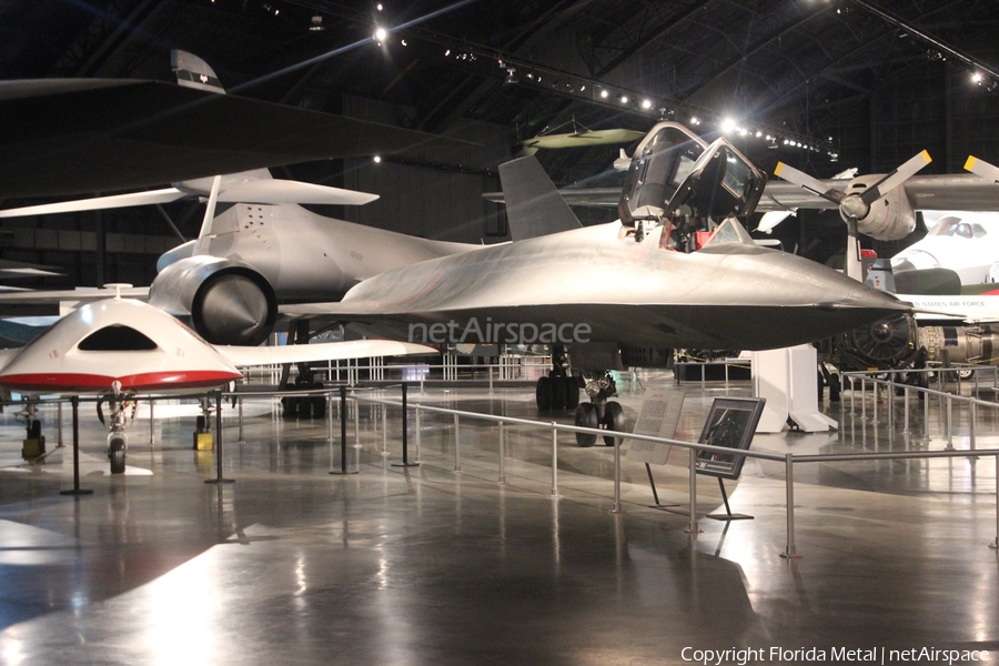United States Air Force Lockheed SR-71A Blackbird (61-7976) | Photo 306769