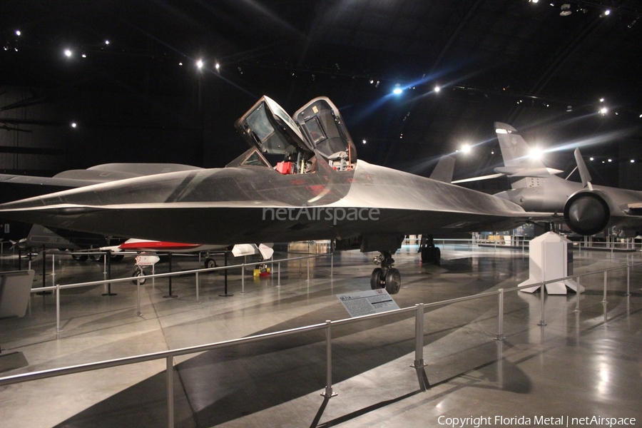 United States Air Force Lockheed SR-71A Blackbird (61-7976) | Photo 324782