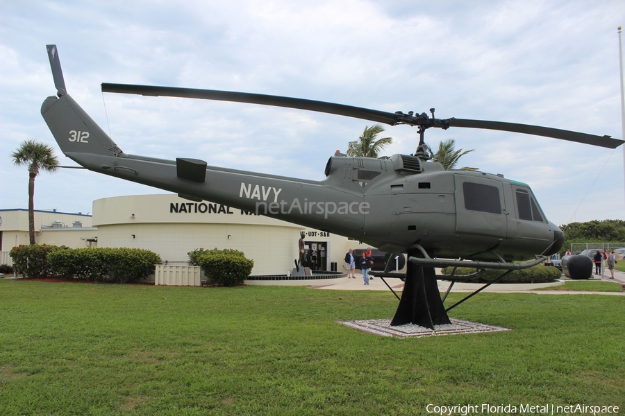 United States Navy Bell UH-1B Iroquois (62-01876) | Photo 546245