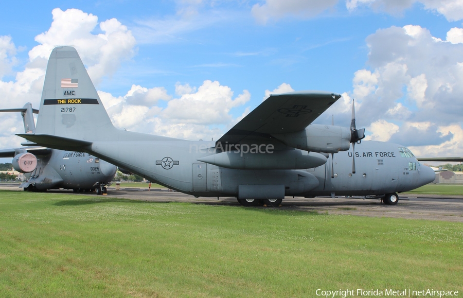 United States Air Force Lockheed C-130E Hercules (62-1787) | Photo 301781